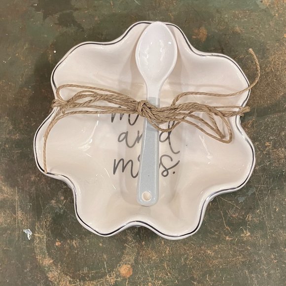 Mr. & Mrs. Wedding Candy Dish w/Spoon. NWT - Picture 3 of 5